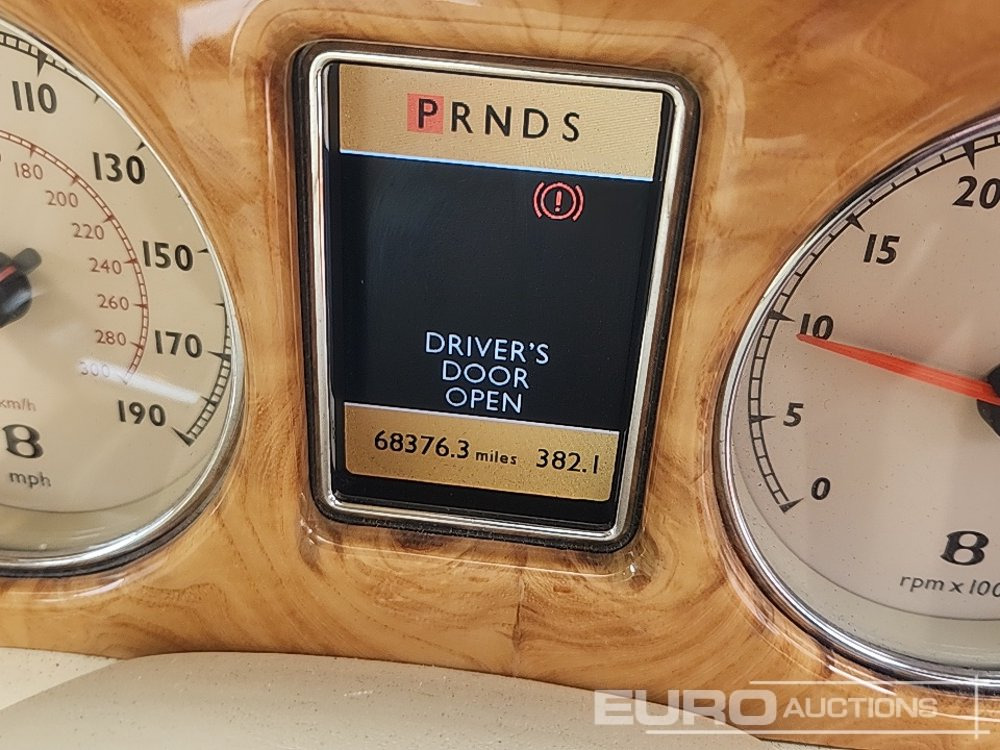 Легковий автомобіль 2006 Bentley Arnage: фото 40