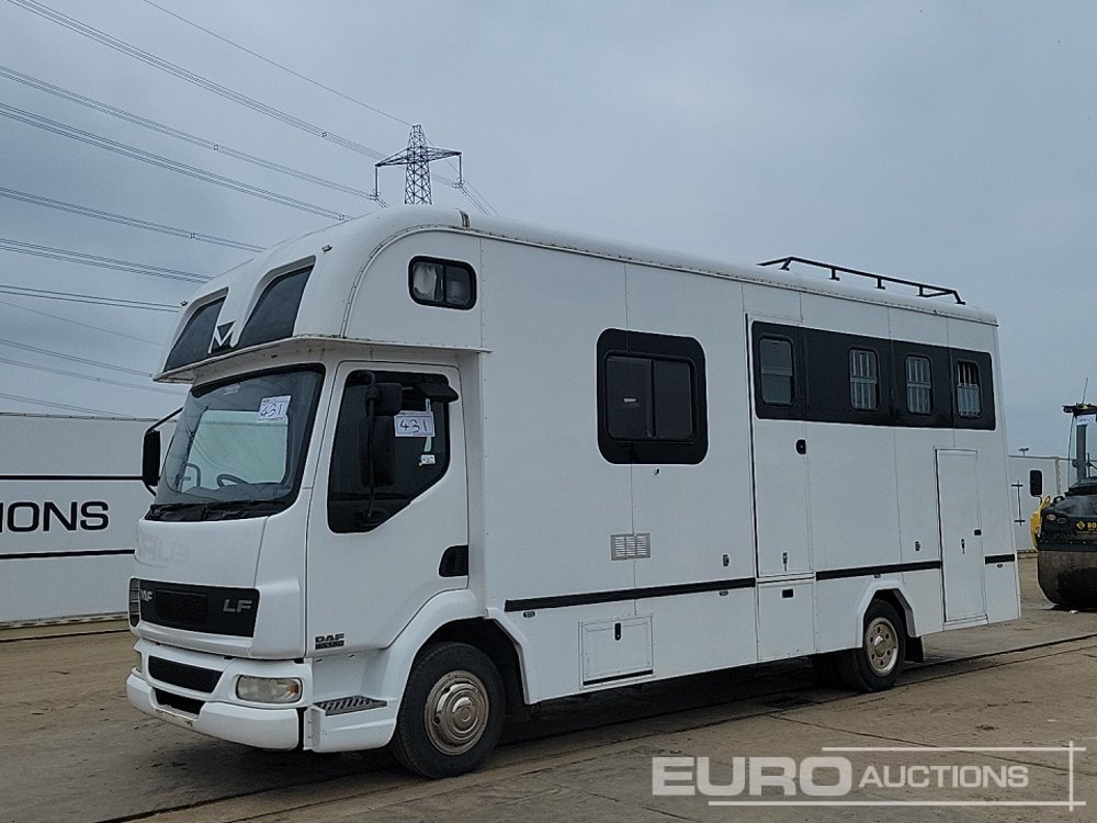 2006 DAF LF45.150 - Для перевезення худоби вантажівка: фото 1 2006 DAF LF45.150 - Для перевезення худоби вантажівка: фото 1