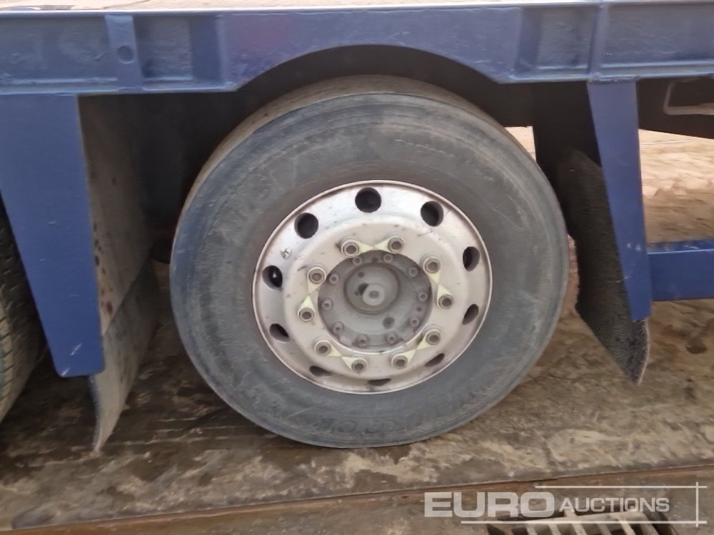 Бортова вантажівка/ Платформа Для транспортування важкої техніки 2008 Scania P340: фото 12 Бортова вантажівка/ Платформа Для транспортування важкої техніки 2008 Scania P340: фото 12