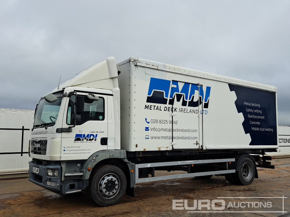 2009 MAN TGM18.240 - Вантажівка з закритим кузовом: фото 1 2009 MAN TGM18.240 - Вантажівка з закритим кузовом: фото 1