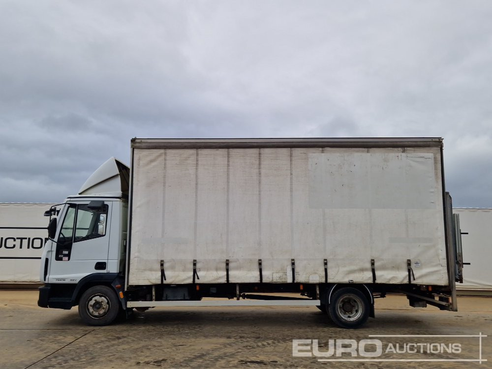 2010 Iveco 75E16 - Тентована вантажівка: фото 2 2010 Iveco 75E16 - Тентована вантажівка: фото 2