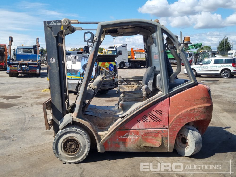 2010 Linde H25D-01 - Дизельний навантажувач: фото 2 2010 Linde H25D-01 - Дизельний навантажувач: фото 2
