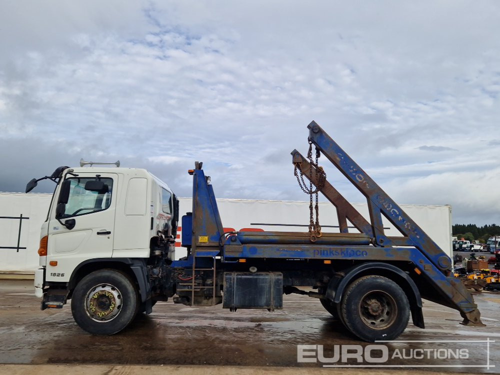 2011 Hino 500 - Скіповий навантажувач вантажівка: фото 2 2011 Hino 500 - Скіповий навантажувач вантажівка: фото 2