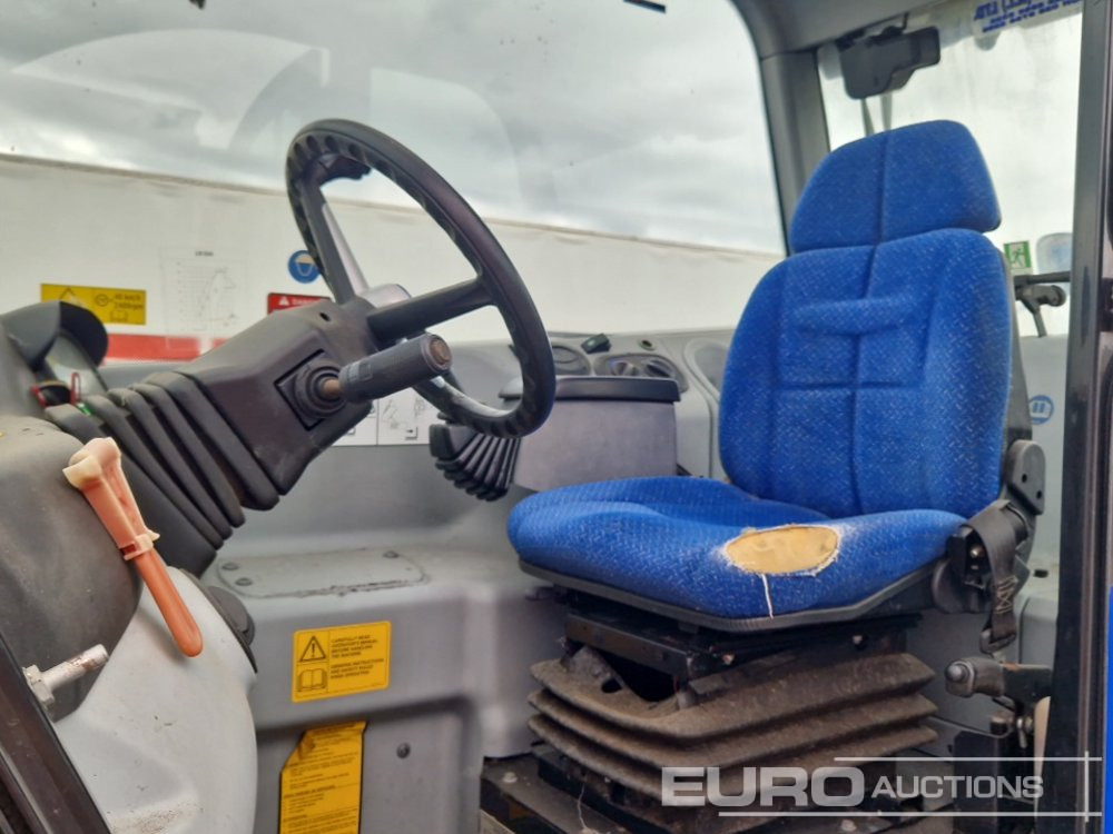 Навантажувач телескопічний 2012 New Holland LM5040: фото 22