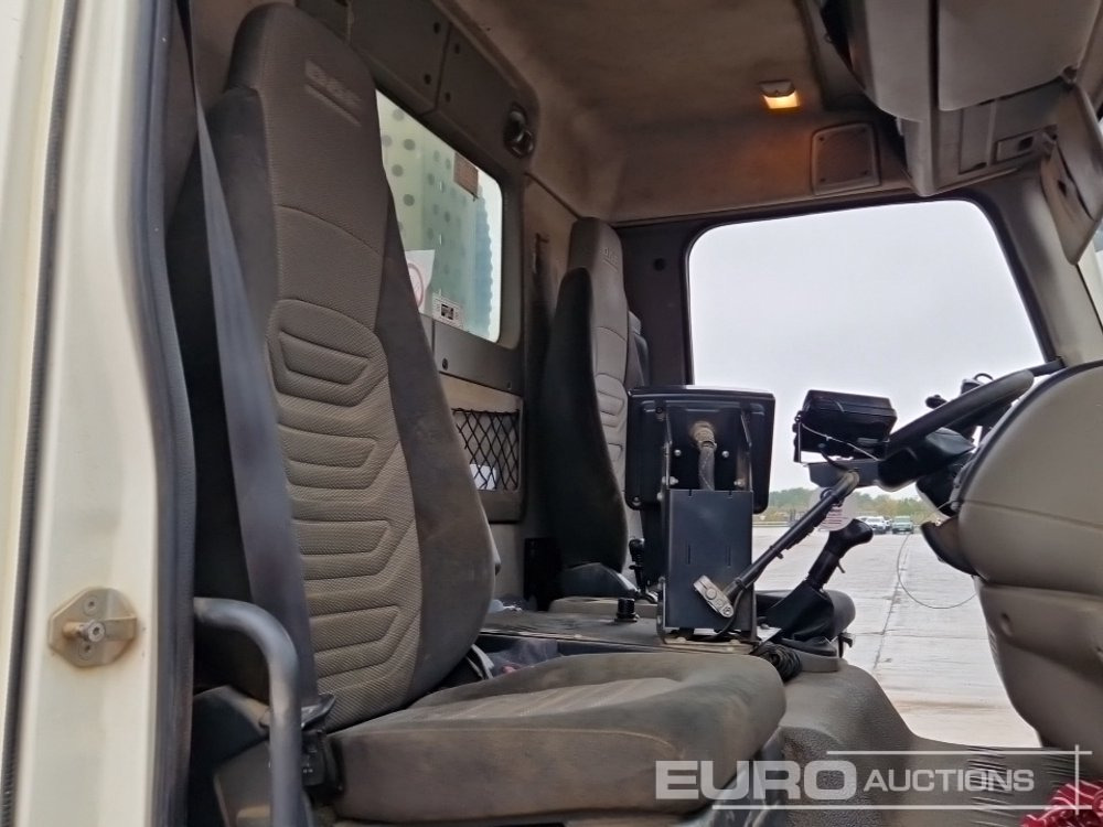 Підмітально-прибиральна машина 2013 DAF LF55.220: фото 29