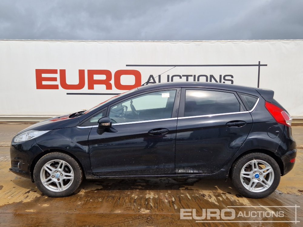 2013 Ford Fiesta - Легковий автомобіль: фото 2 2013 Ford Fiesta - Легковий автомобіль: фото 2