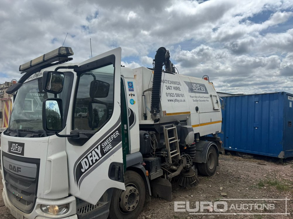 2014 DAF LF 180 FA - Підмітально-прибиральна машина: фото 2 2014 DAF LF 180 FA - Підмітально-прибиральна машина: фото 2