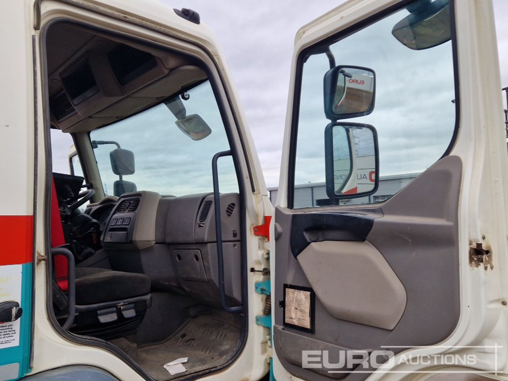 Підмітально-прибиральна машина 2014 DAF LF 220 FA: фото 34 Підмітально-прибиральна машина 2014 DAF LF 220 FA: фото 34