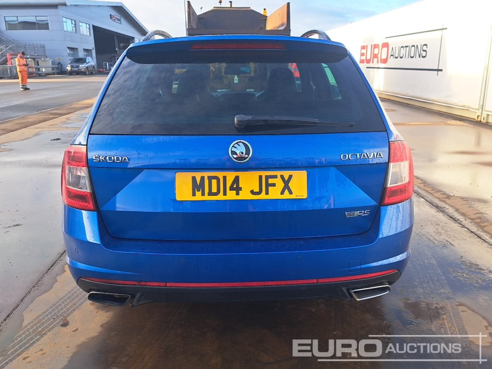 2014 Skoda Octavia - Легковий автомобіль: фото 4 2014 Skoda Octavia - Легковий автомобіль: фото 4