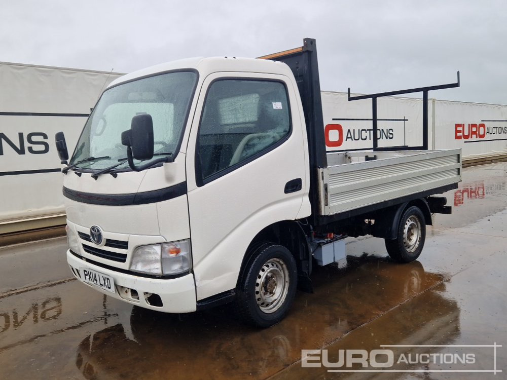 2014 Toyota Dyna - Легка бортова вантажівка: фото 1 2014 Toyota Dyna - Легка бортова вантажівка: фото 1