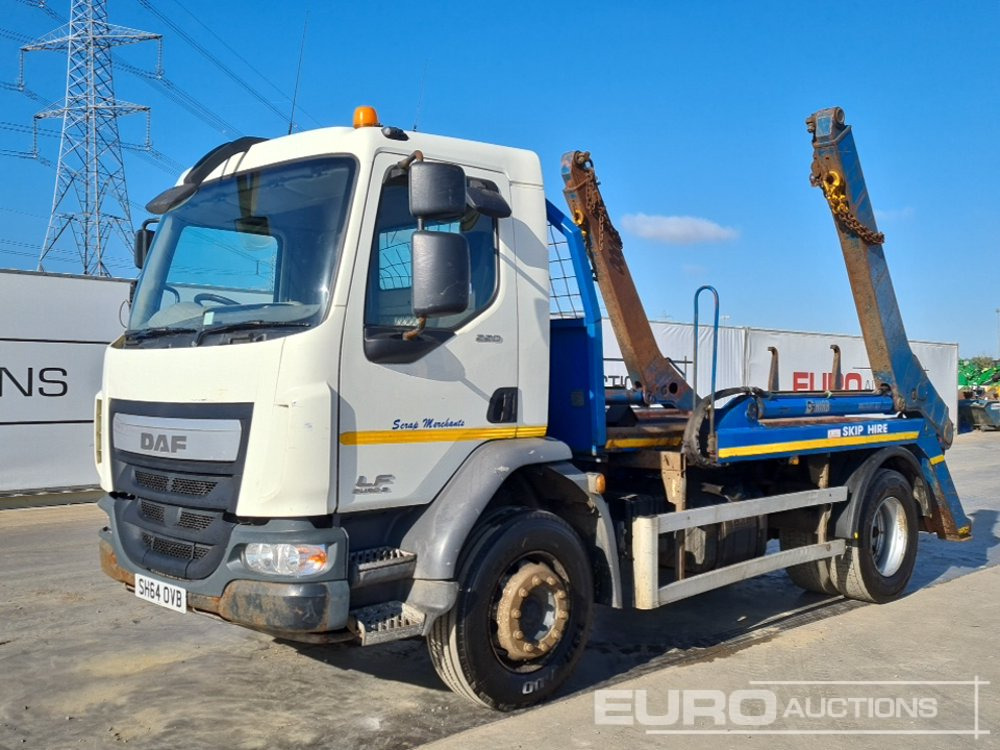 2015 DAF LF220 - Скіповий навантажувач вантажівка: фото 1 2015 DAF LF220 - Скіповий навантажувач вантажівка: фото 1