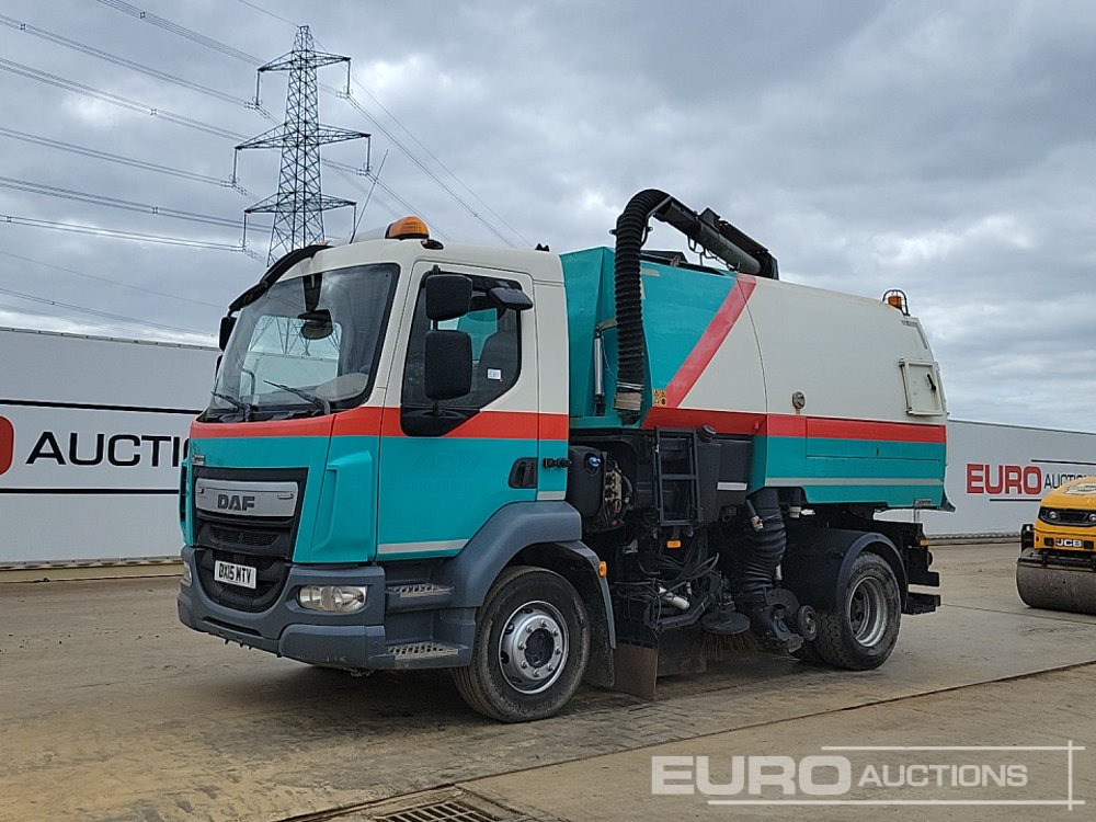 2015 DAF LF220 - Підмітально-прибиральна машина: фото 1 2015 DAF LF220 - Підмітально-прибиральна машина: фото 1