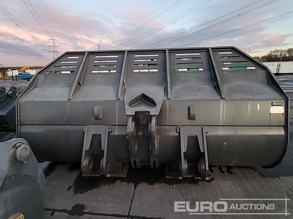 2015 Doosan 132" Loading Bucket to suit Wheeled Loader - Ківш: фото 4 2015 Doosan 132" Loading Bucket to suit Wheeled Loader - Ківш: фото 4