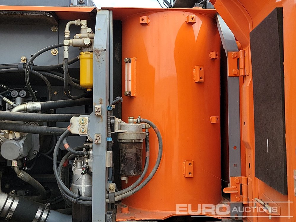 Гусеничний екскаватор 2015 Hitachi ZX210LC-5B: фото 41