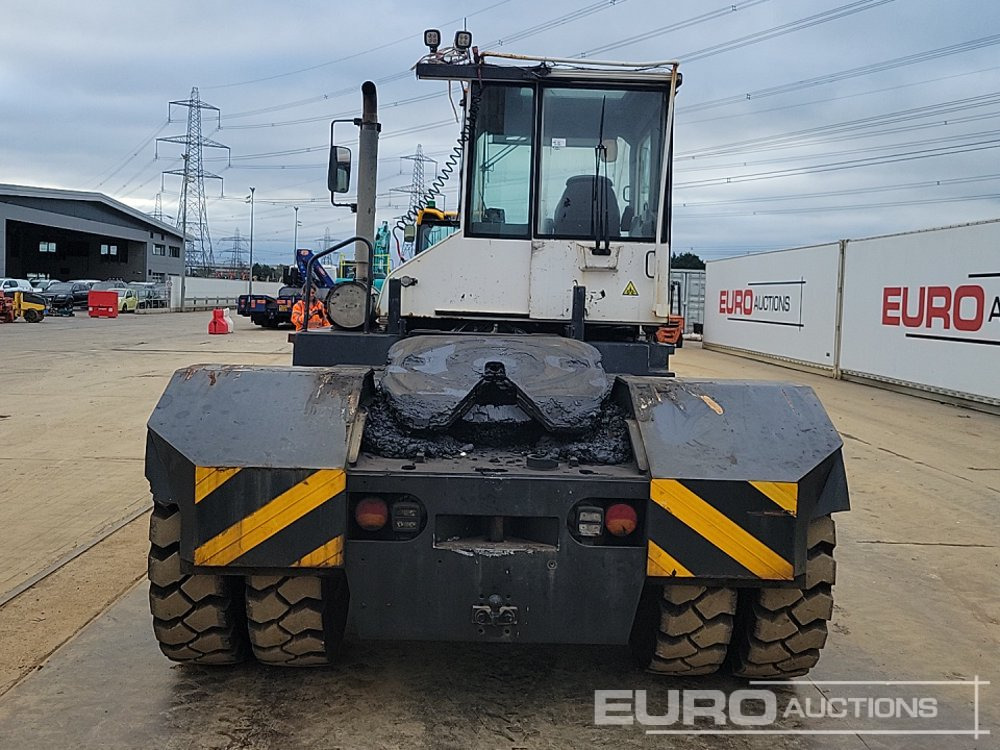 2015 Kalmar TR6181A - Термінальний трактор: фото 4 2015 Kalmar TR6181A - Термінальний трактор: фото 4