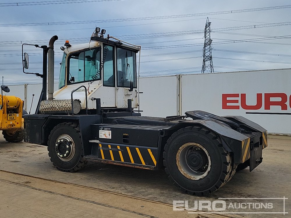 2015 Kalmar TR6181A - Термінальний трактор: фото 3 2015 Kalmar TR6181A - Термінальний трактор: фото 3