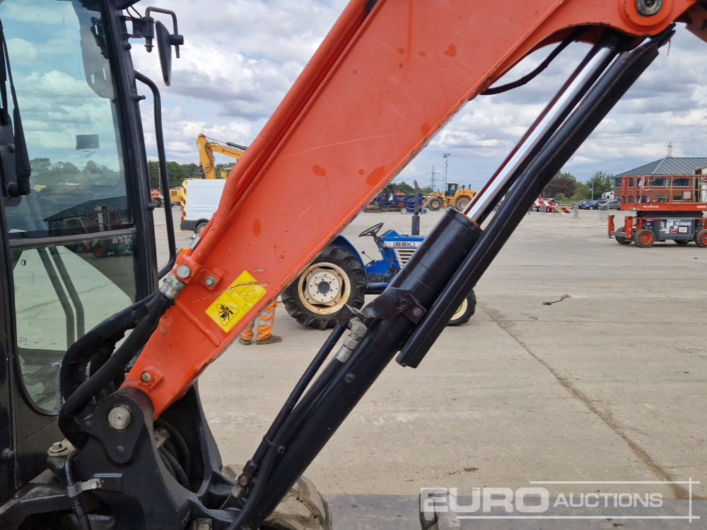 Міні-екскаватор 2015 Kubota U48-4: фото 24