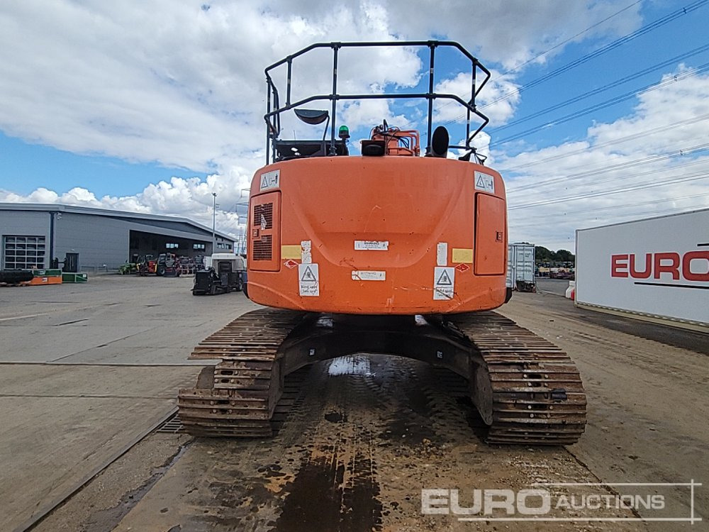 2016 Hitachi ZX225USLC-5B - Гусеничний екскаватор: фото 4 2016 Hitachi ZX225USLC-5B - Гусеничний екскаватор: фото 4