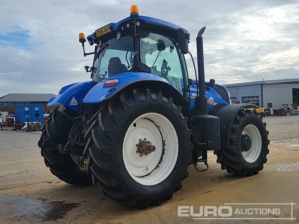 2016 New Holland T7.225 - Трактор: фото 5 2016 New Holland T7.225 - Трактор: фото 5