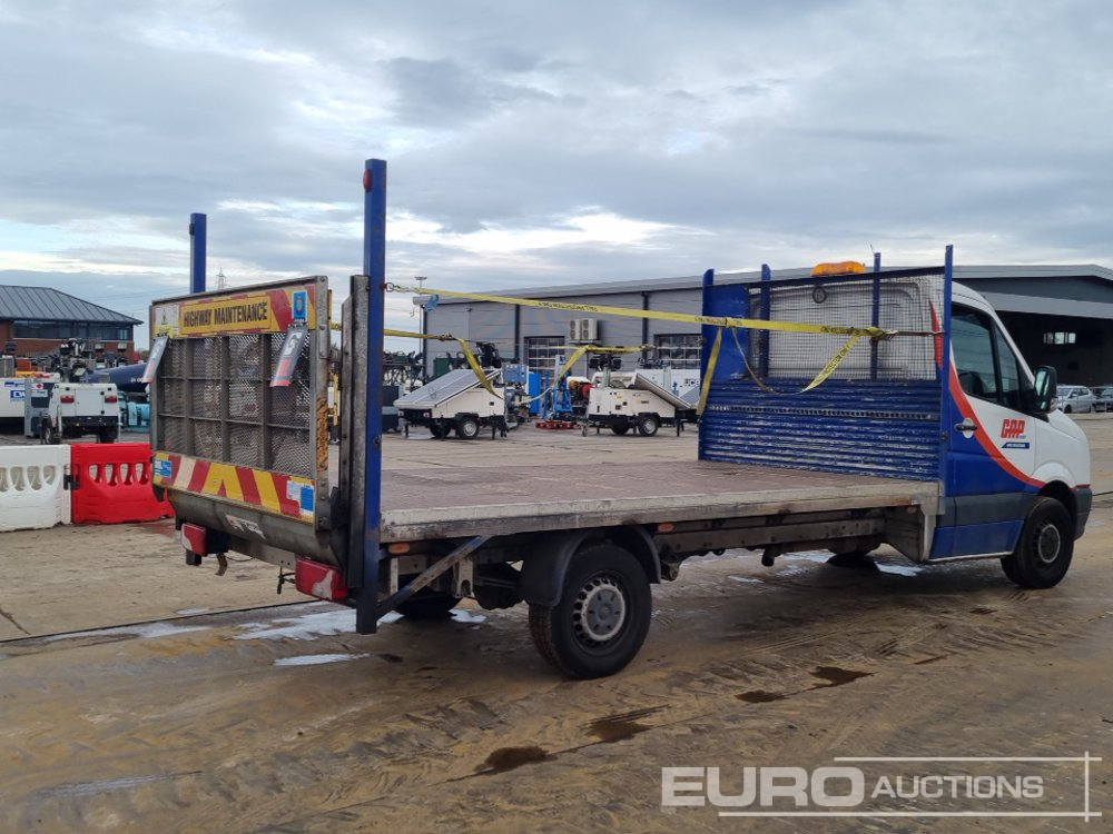 2016 Volkswagen Crafter CR35 - Легка бортова вантажівка: фото 5 2016 Volkswagen Crafter CR35 - Легка бортова вантажівка: фото 5