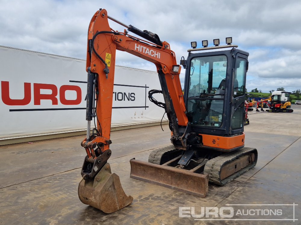 2018 Hitachi ZX33U-5A CLR - Міні-екскаватор: фото 1 2018 Hitachi ZX33U-5A CLR - Міні-екскаватор: фото 1