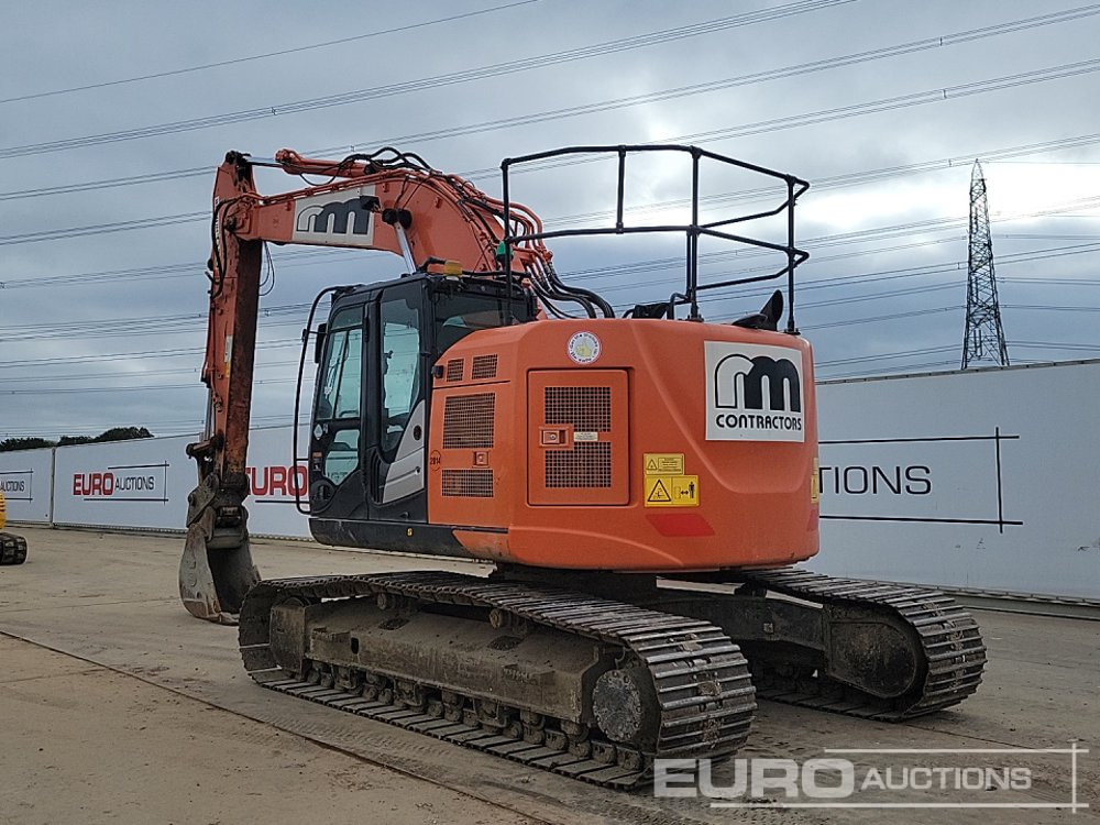 2019 Hitachi ZX225USLC-6 - Гусеничний екскаватор: фото 3 2019 Hitachi ZX225USLC-6 - Гусеничний екскаватор: фото 3