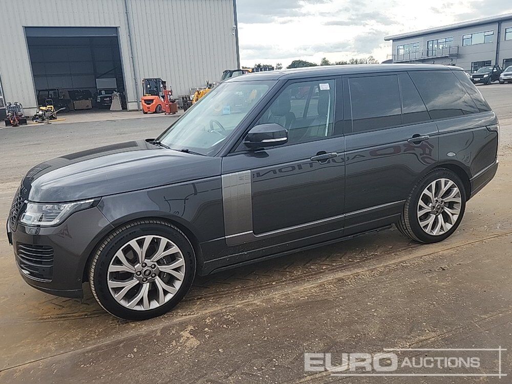 2019 Land Rover Range Rover Vogue - Позашляховик: фото 2 2019 Land Rover Range Rover Vogue - Позашляховик: фото 2
