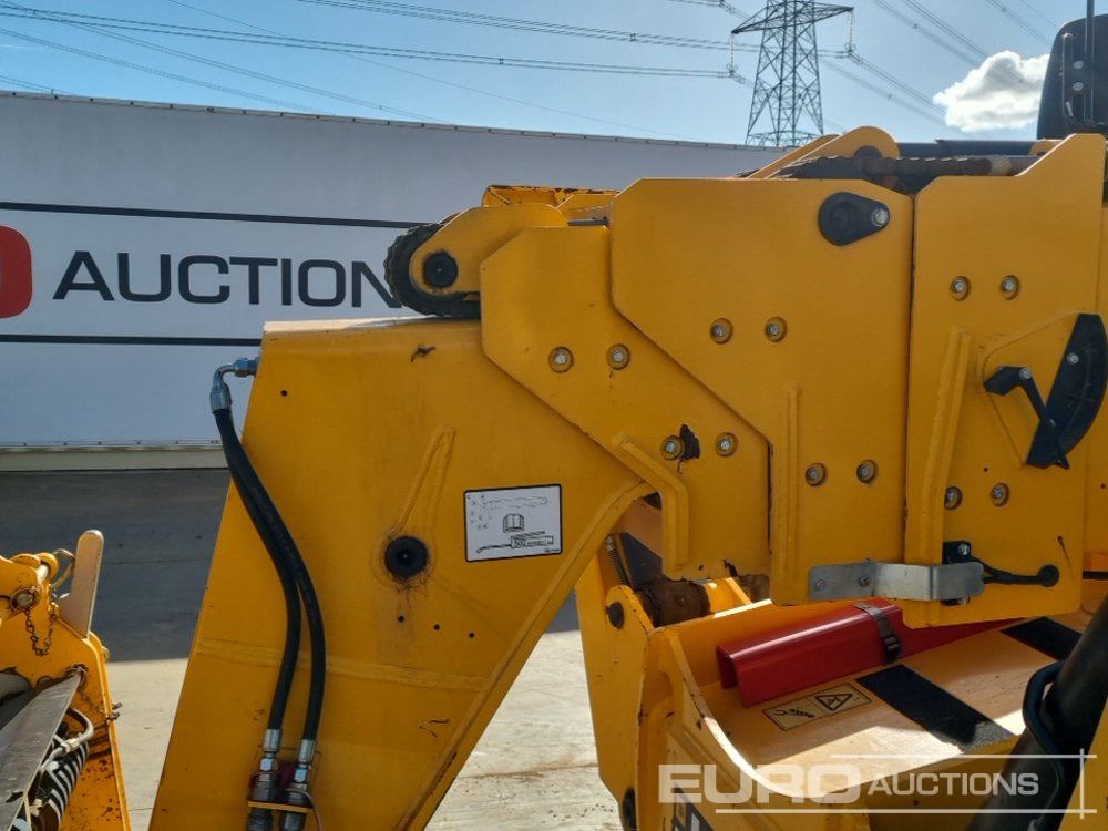 Навантажувач телескопічний 2021 JCB 540-180 Hi Viz: фото 14