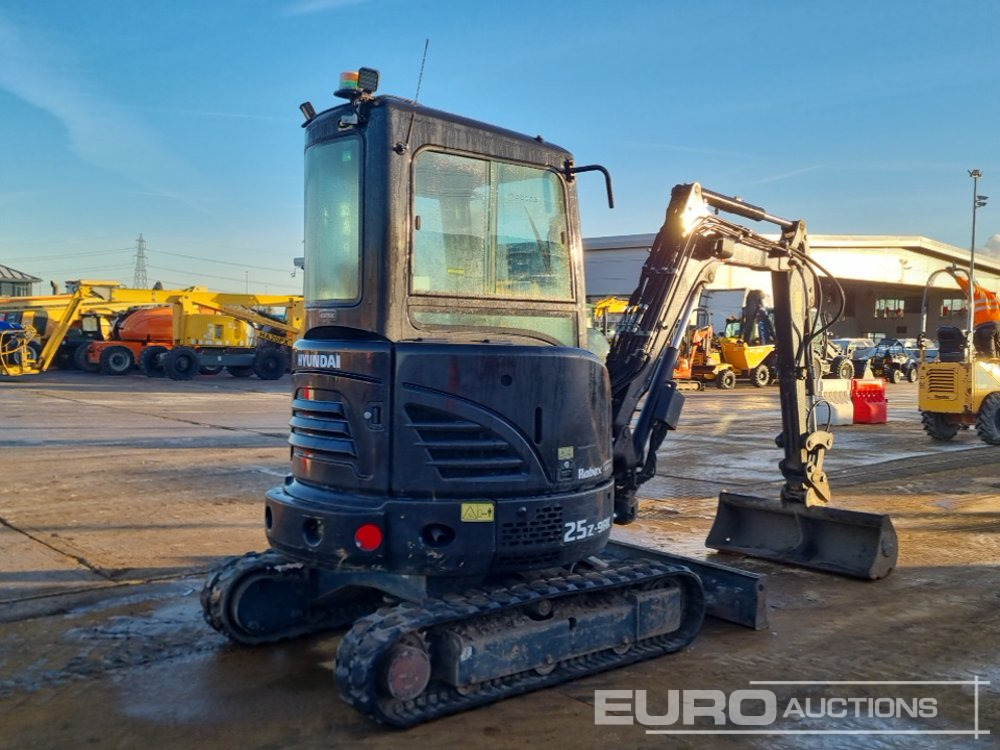 2022 Hyundai R25Z-9AK - Міні-екскаватор: фото 5 2022 Hyundai R25Z-9AK - Міні-екскаватор: фото 5