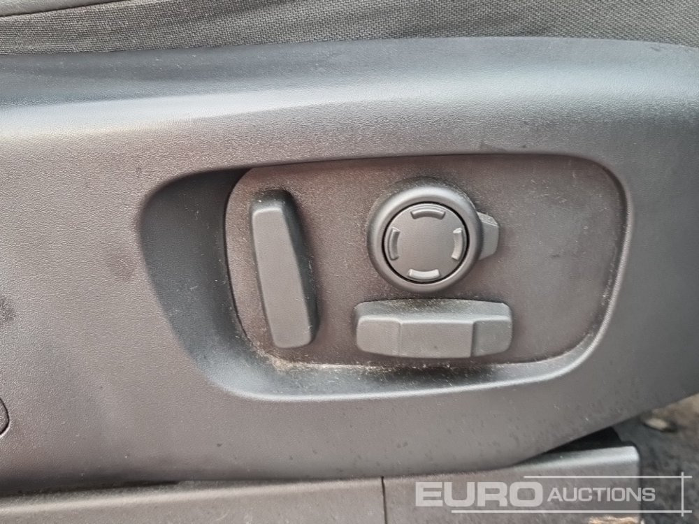 Позашляховик 2022 Land Rover Discovery: фото 31