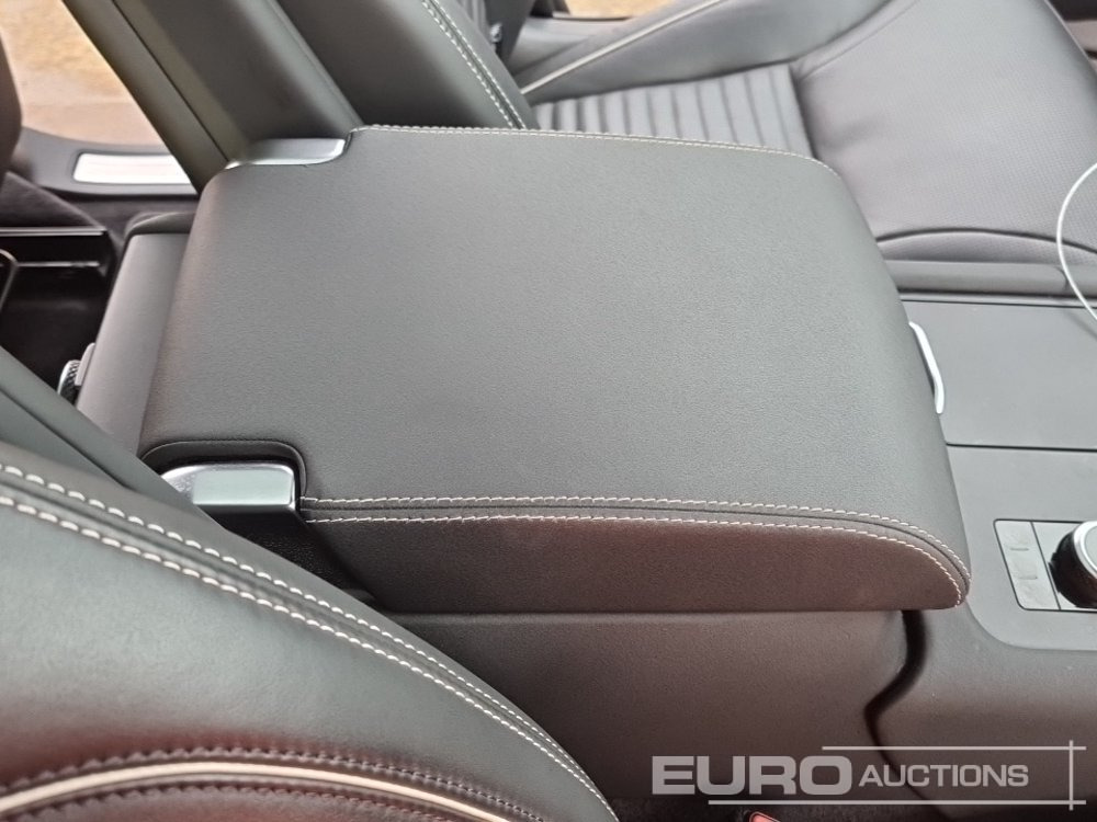 Позашляховик 2022 Land Rover Discovery: фото 36