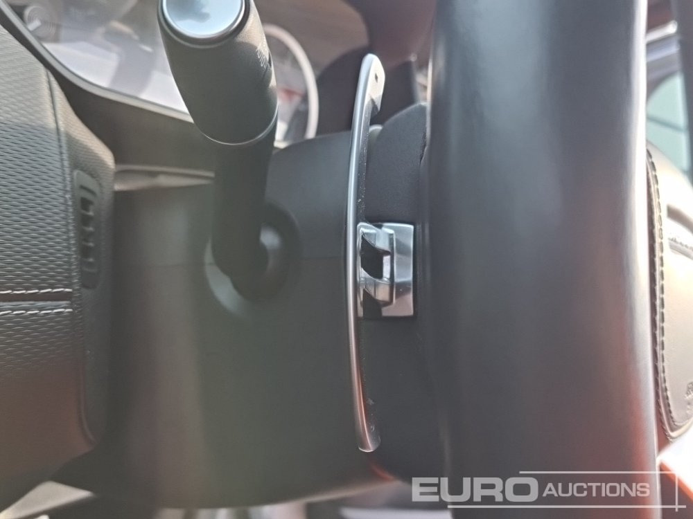 Позашляховик 2022 Land Rover Discovery: фото 46