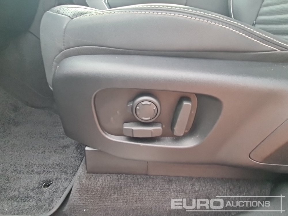 Позашляховик 2022 Land Rover Discovery: фото 28