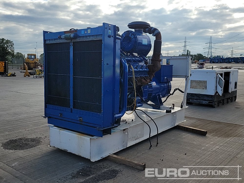 500kVA Skid Mounted Generator, Perkins V8 Engine - Електричний генератор: фото 1 500kVA Skid Mounted Generator, Perkins V8 Engine - Електричний генератор: фото 1