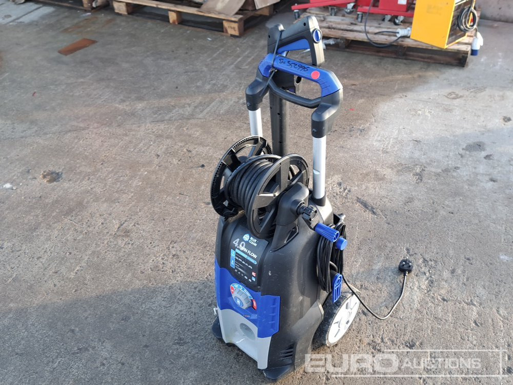 AR Clean Blue 240 Volt Pressure Washer - Мийка високого тиску: фото 2 AR Clean Blue 240 Volt Pressure Washer - Мийка високого тиску: фото 2