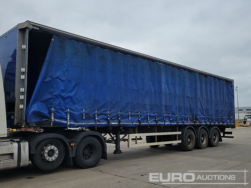 Cartwright Tri Axle Curtainsider Trailer - Тентований напівпричіп: фото 1 Cartwright Tri Axle Curtainsider Trailer - Тентований напівпричіп: фото 1