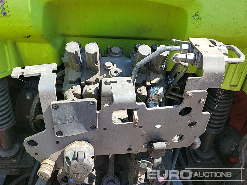 Трактор Claas 620 ARION: фото 26