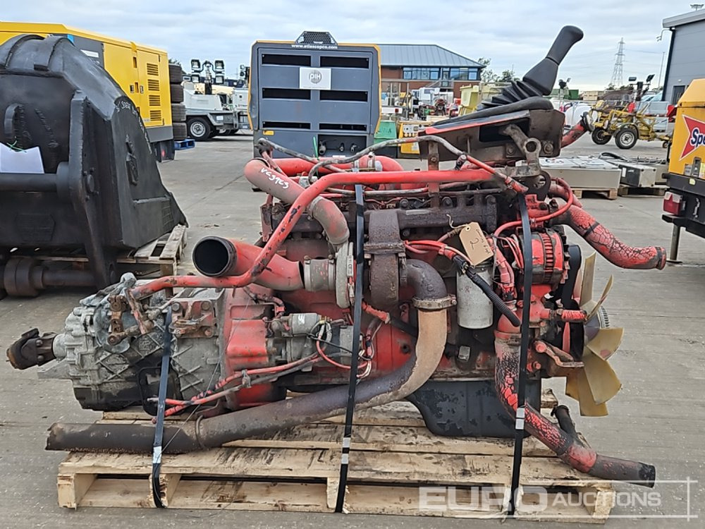 Cummins 6 Cylinder Engine, Gearbox - Двигун: фото 2 Cummins 6 Cylinder Engine, Gearbox - Двигун: фото 2