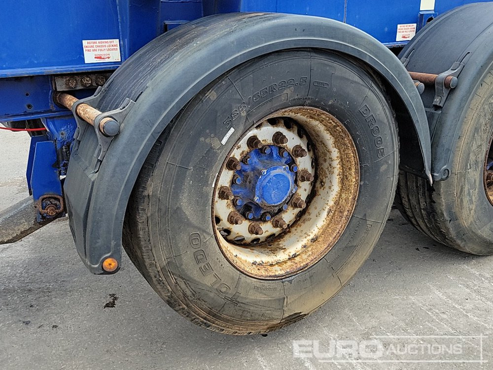 Бортовий напівпричіп/ Платформа Dennison Trailers Tri Axle Skelton Trailer, Lift Axle: фото 9