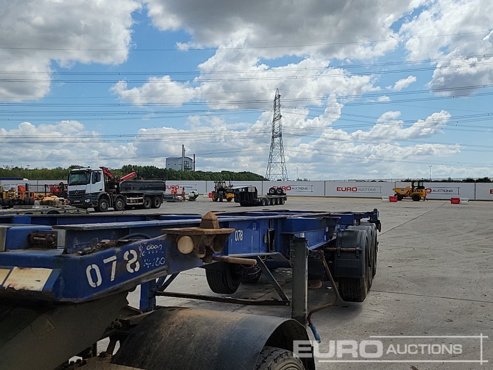 Бортовий напівпричіп/ Платформа Dennison Trailers Tri Axle Skelton Trailer, Lift Axle: фото 32
