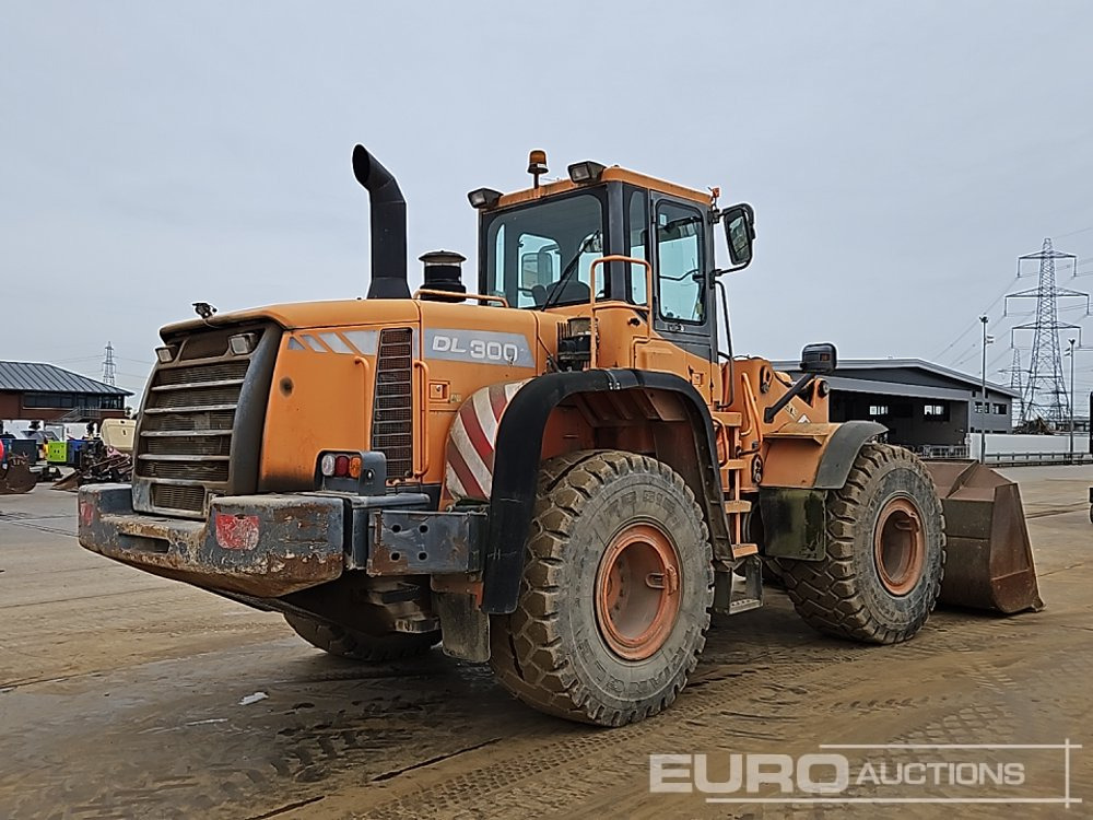 Doosan DL300 - Колісний навантажувач: фото 5 Doosan DL300 - Колісний навантажувач: фото 5