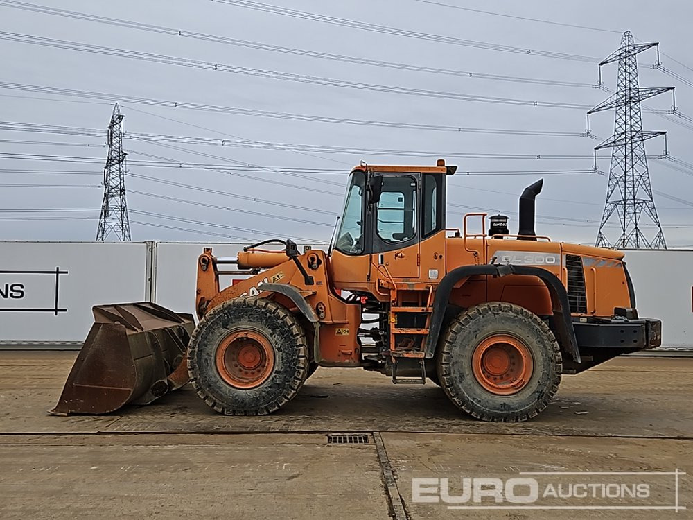 Doosan DL300 - Колісний навантажувач: фото 2 Doosan DL300 - Колісний навантажувач: фото 2
