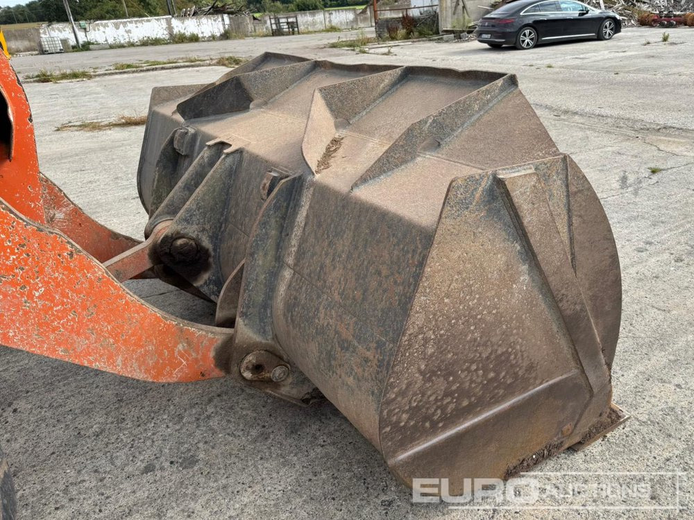 Doosan DL300 - Колісний навантажувач: фото 4 Doosan DL300 - Колісний навантажувач: фото 4