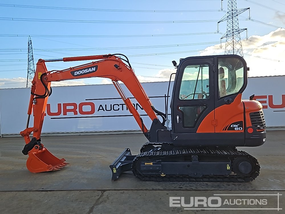 Doosan DX60 - Міні-екскаватор: фото 2 Doosan DX60 - Міні-екскаватор: фото 2