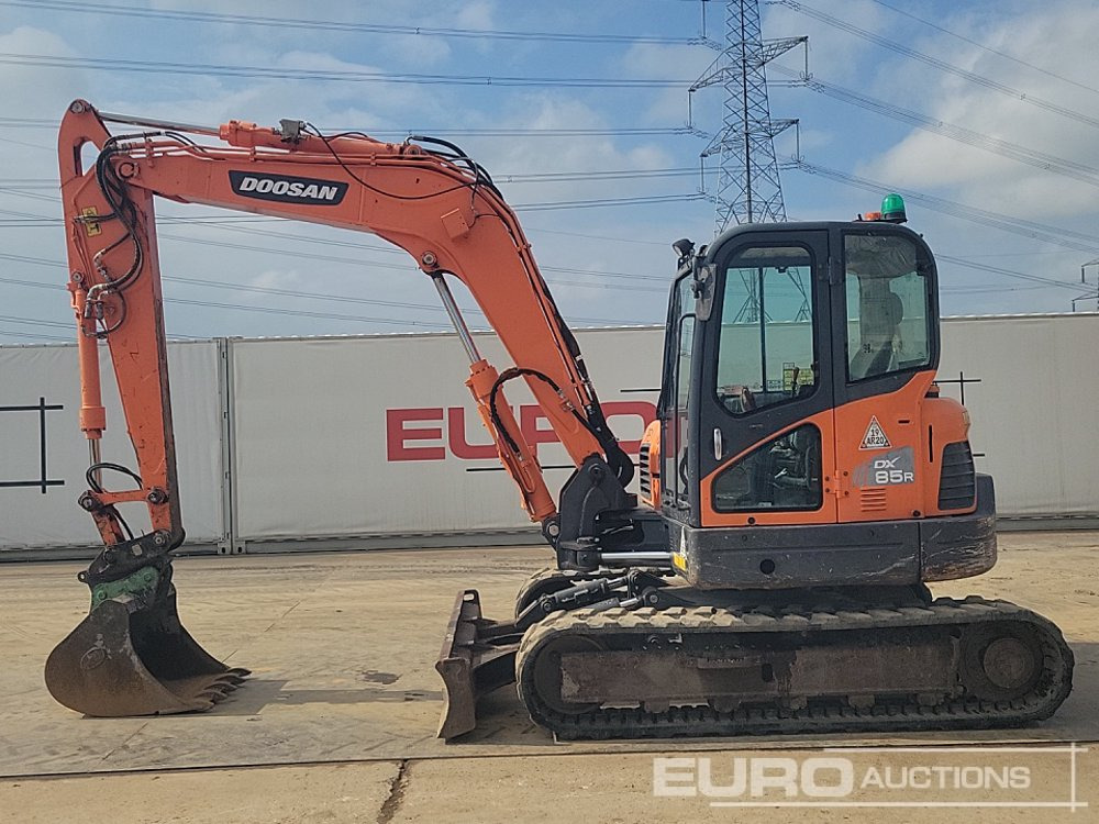 Doosan DX85R-3 - Міні-екскаватор: фото 2 Doosan DX85R-3 - Міні-екскаватор: фото 2