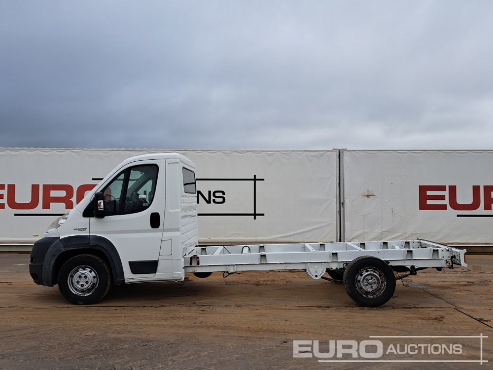 Fiat Ducato Maxi - Легка бортова вантажівка: фото 2 Fiat Ducato Maxi - Легка бортова вантажівка: фото 2