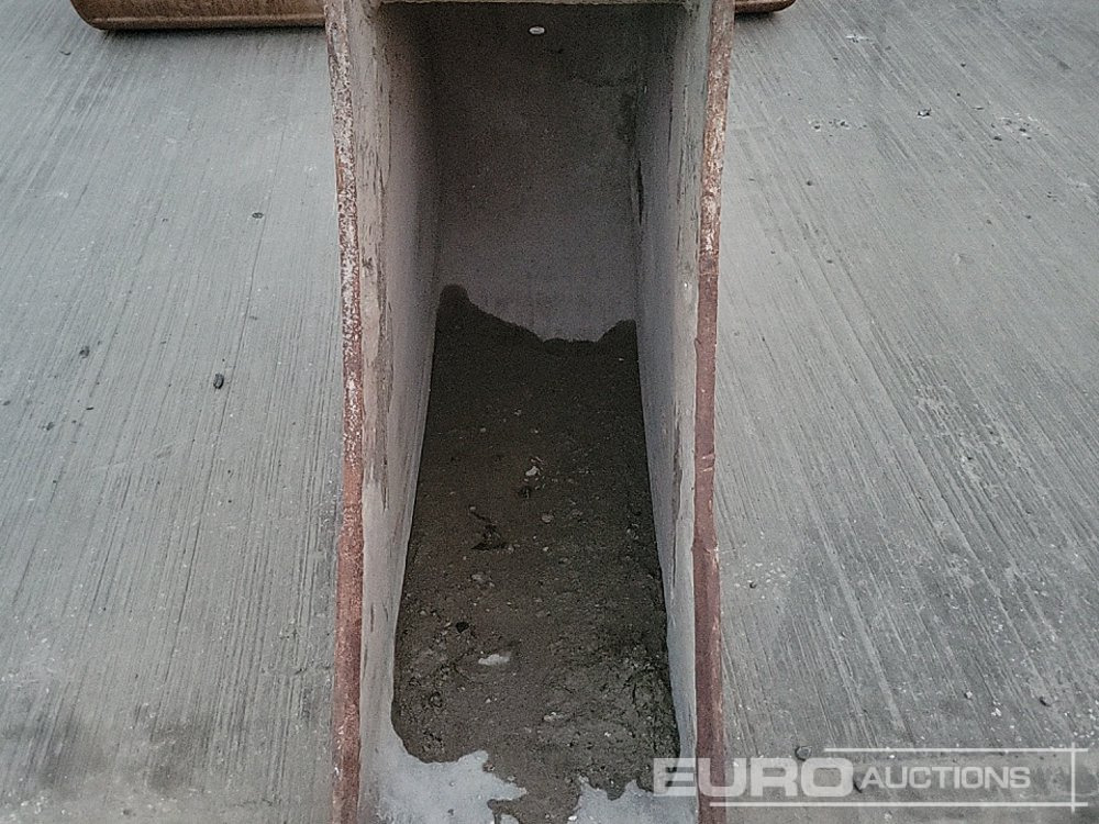 Ківш Geith 18" Digging Bucket 80mm Pin to suit 20 Ton Excavator: фото 11 Ківш Geith 18" Digging Bucket 80mm Pin to suit 20 Ton Excavator: фото 11