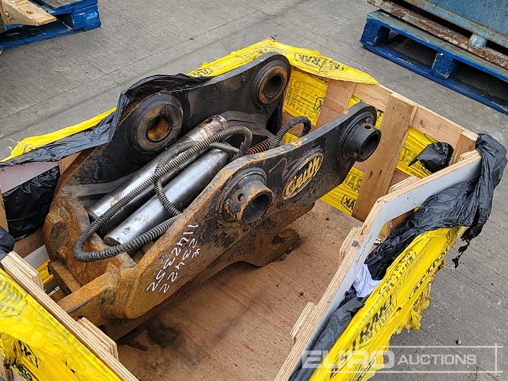 Geith Hydraulic Double Lock QH 75mm Pin to suit 16-18 Ton Excavator - Зчіпний пристрій: фото 1 Geith Hydraulic Double Lock QH 75mm Pin to suit 16-18 Ton Excavator - Зчіпний пристрій: фото 1