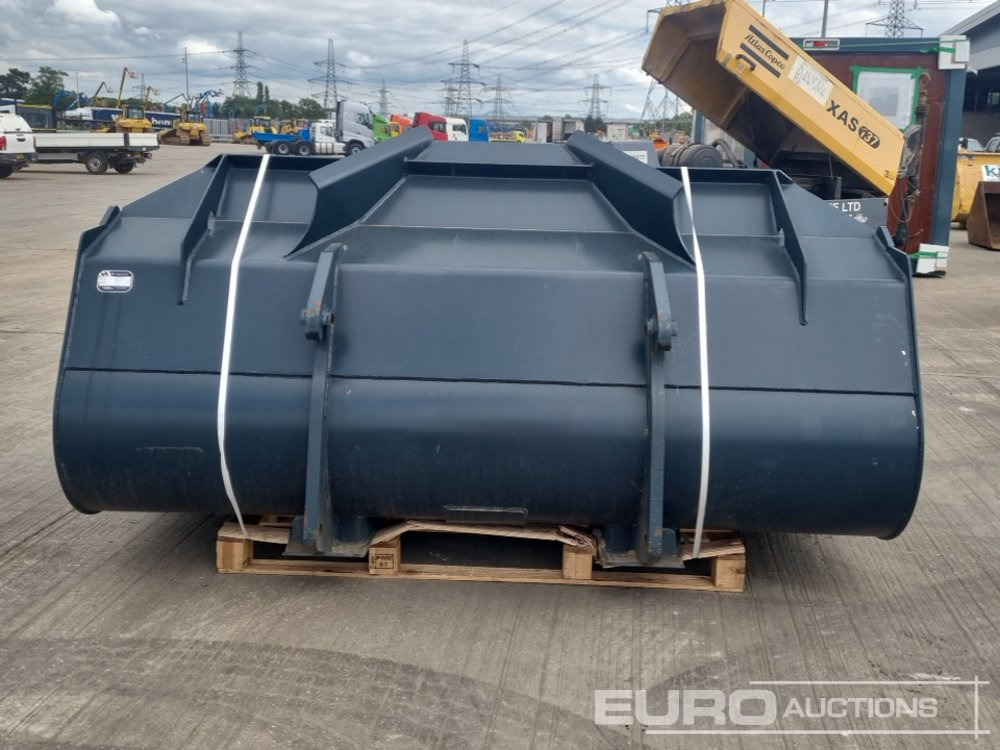 Hyundai 104" Loading Bucket to suit Hyundai HL940 Wheeled Loader - Ківш: фото 4 Hyundai 104" Loading Bucket to suit Hyundai HL940 Wheeled Loader - Ківш: фото 4