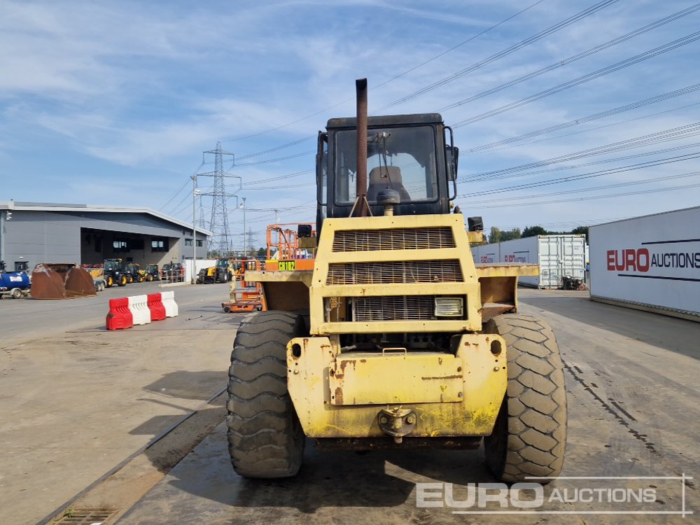 JCB 420 - Колісний навантажувач: фото 4 JCB 420 - Колісний навантажувач: фото 4